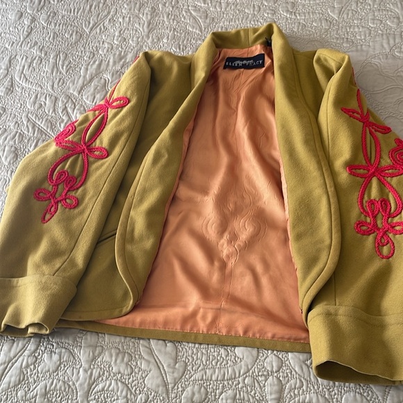 Lina Ellard for Ellen Tracy short jacket with detail in size petite - Picture 4 of 4